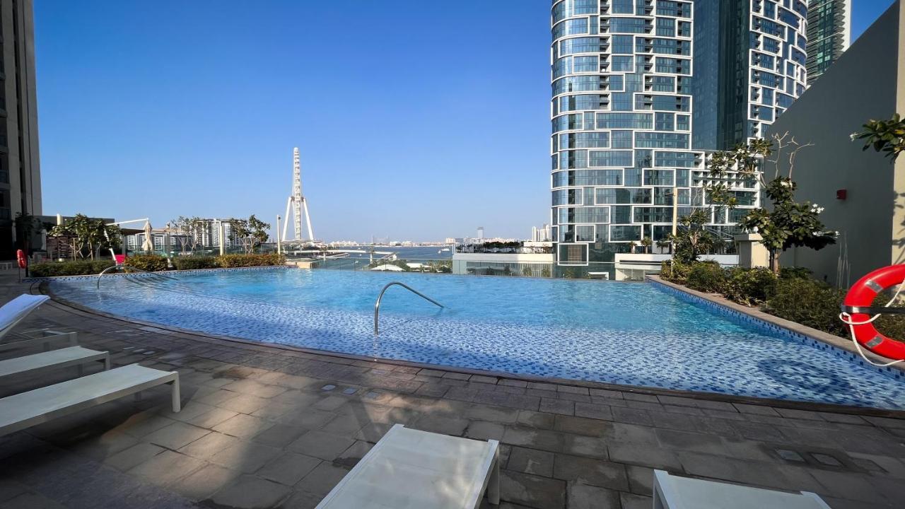 Waves Holiday Home - Waterfront Apartment With Breathtaking Sea Views Dubái Exterior foto