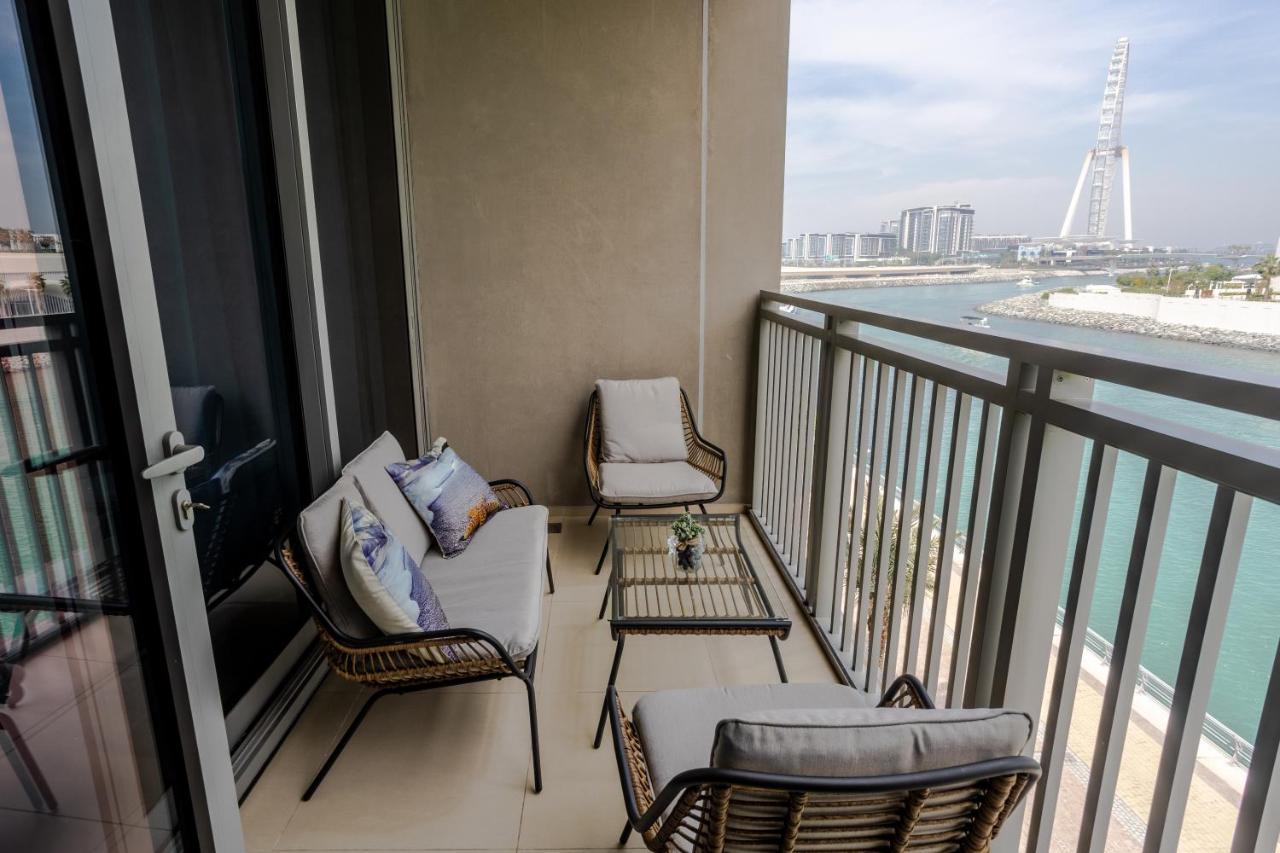 Waves Holiday Home - Waterfront Apartment With Breathtaking Sea Views Dubái Exterior foto
